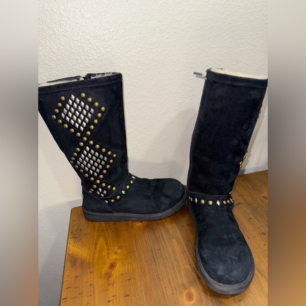 UGG Avondale Studded Black Suede Boots- Size 9 - Picture 2 of 10
